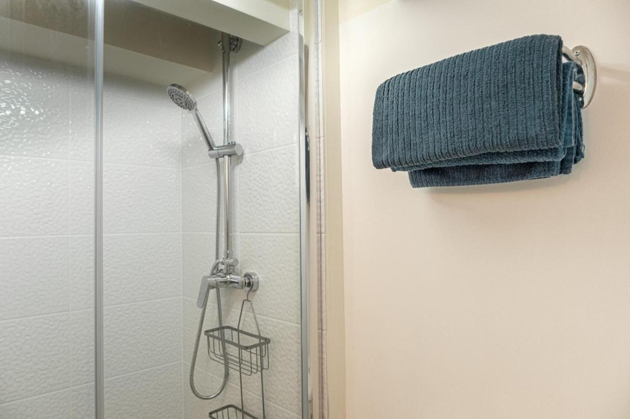 リヨンLe Petit Verlet Cosy 2 Pers Metro Place Guichardアパートメント エクステリア 写真